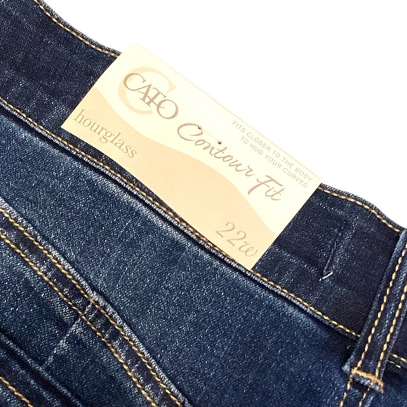 NWT CATO Women’s Contour Fit Hourglass Hi Rise Denim Shorts 22W 4.5” Stretchy - Picture 10 of 12